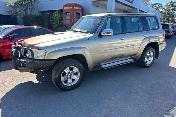 2009 Nissan Patrol ST GU 6