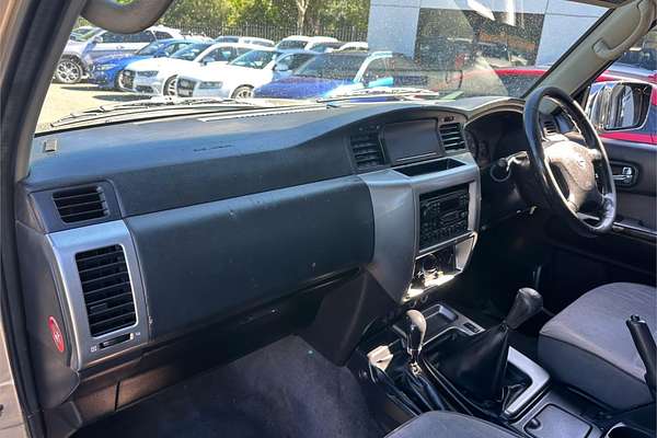 2009 Nissan Patrol ST GU 6