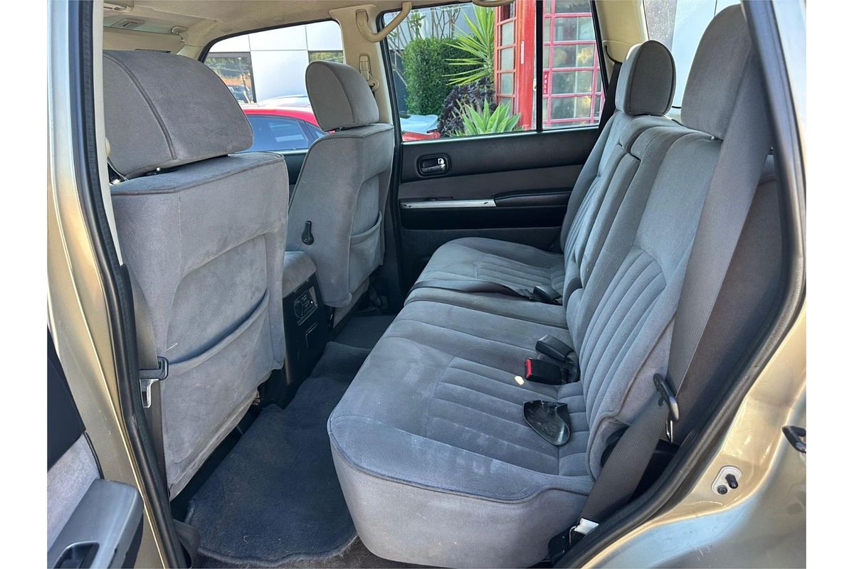 2009 Nissan Patrol ST GU 6