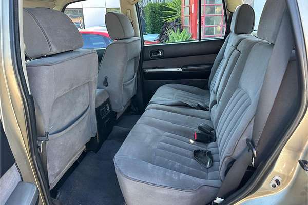 2010 Nissan Patrol ST GU 7