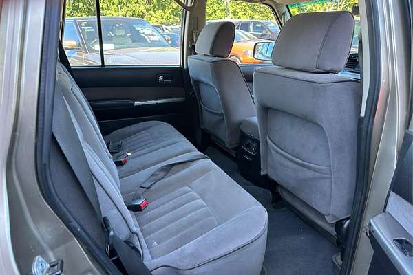 2009 Nissan Patrol ST GU 6