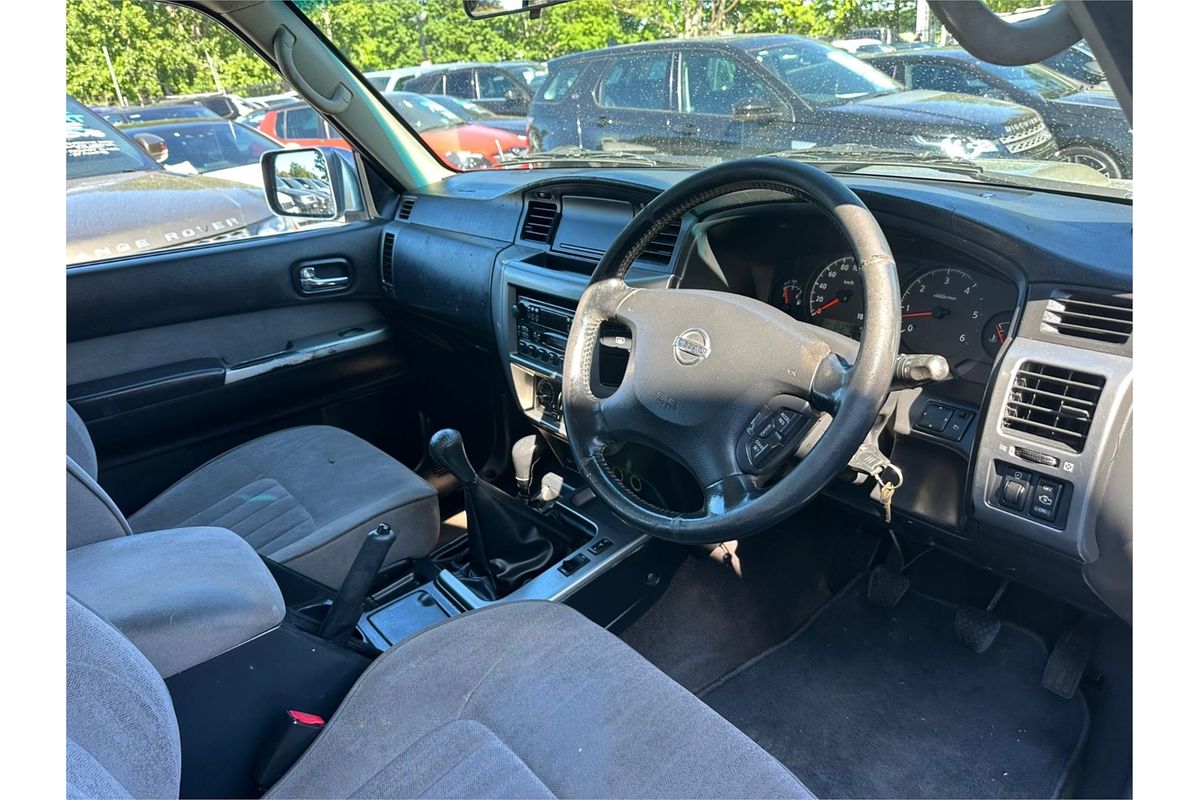 2009 Nissan Patrol ST GU 6