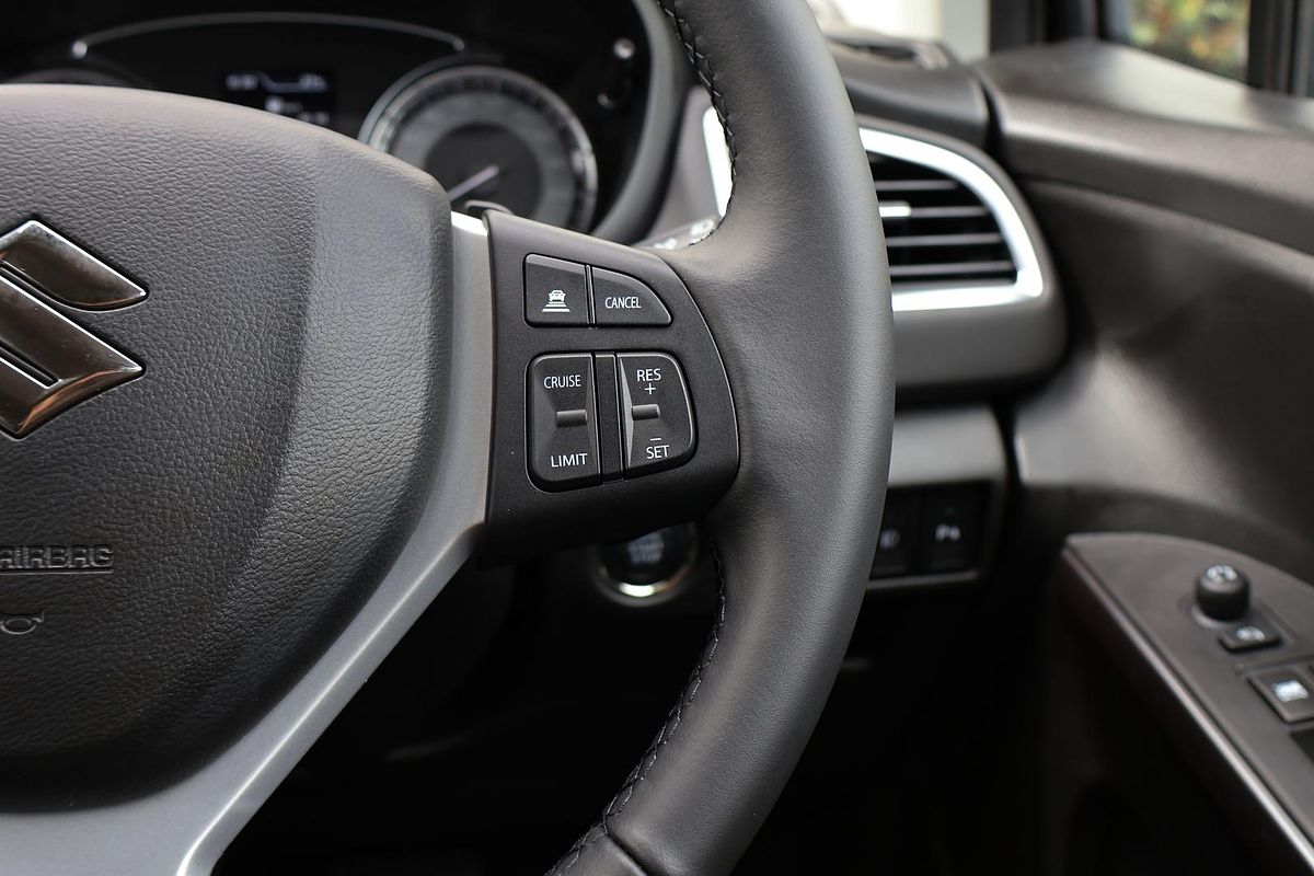 2024 Suzuki S-Cross JYB