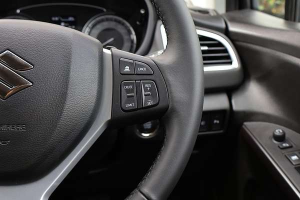 2024 Suzuki S-Cross JYB