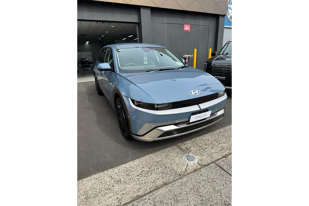 2025 Hyundai IONIQ 5 DYNAMIQ NE.V5