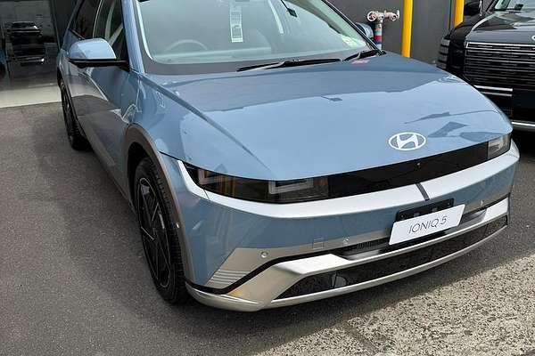 2025 Hyundai IONIQ 5 DYNAMIQ NE.V5