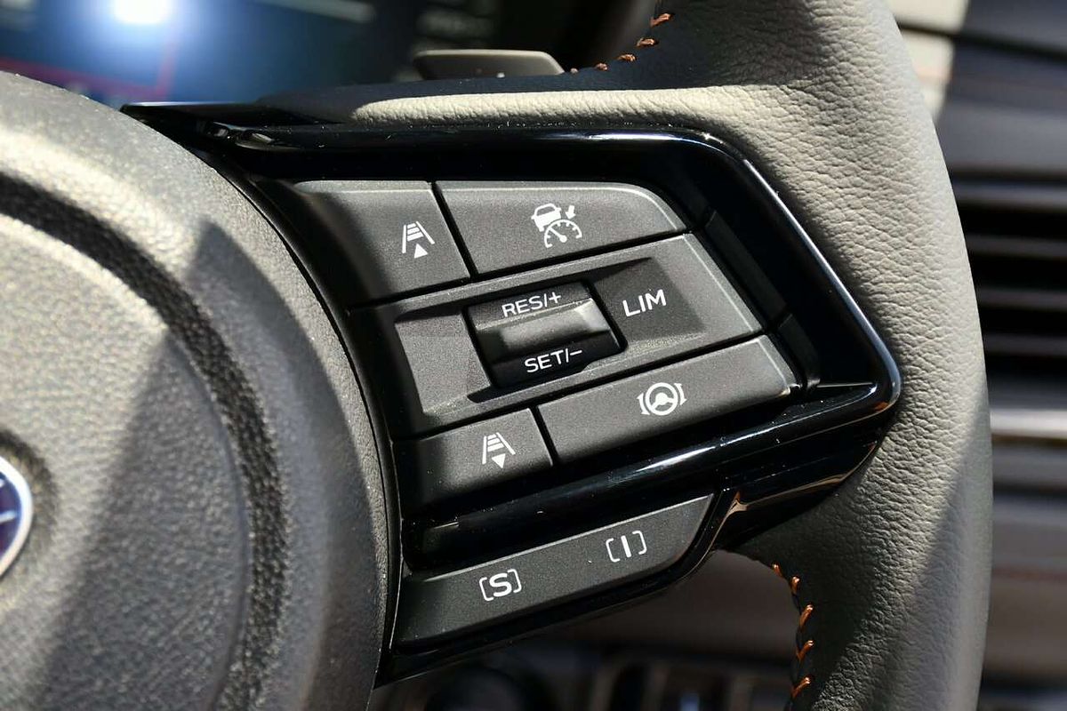 2025 Subaru Forester Hybrid Touring S6