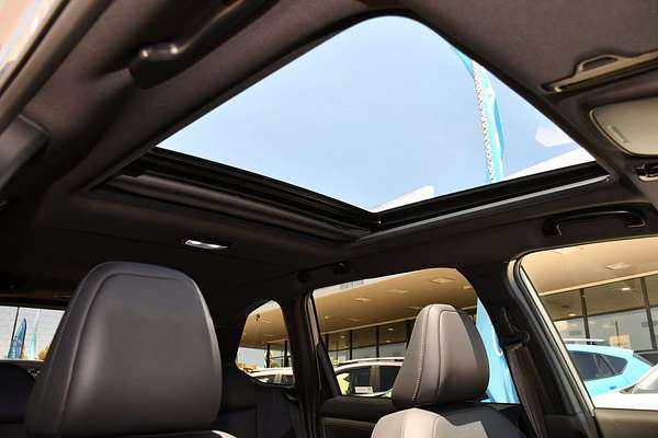 2025 Subaru Forester Hybrid Touring S6