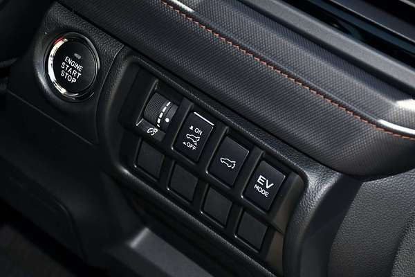 2025 Subaru Forester Hybrid Touring S6