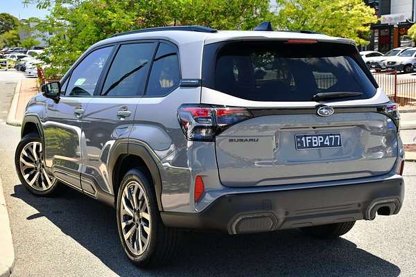 2025 Subaru Forester Hybrid Touring S6