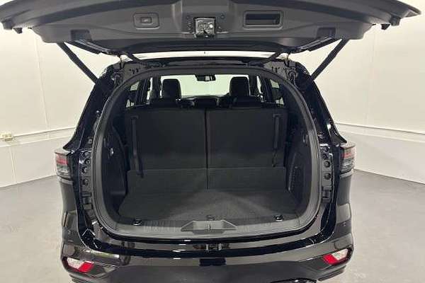 2025 Isuzu MU-X X-TERRAIN