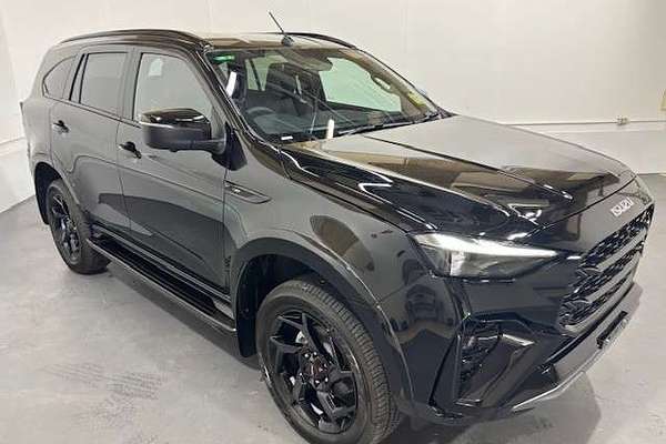 2025 Isuzu MU-X X-TERRAIN