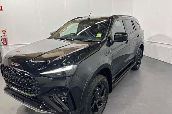 2025 Isuzu MU-X X-TERRAIN
