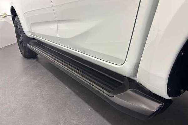 2025 Isuzu D-MAX X-RIDER 4X4