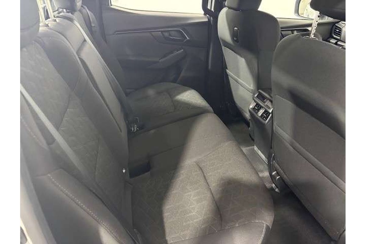 2025 Isuzu D-MAX X-RIDER 4X4