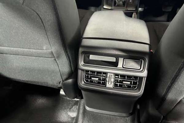 2025 Isuzu D-MAX X-RIDER 4X4