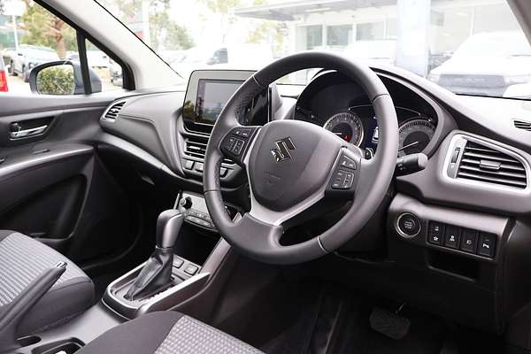 2024 Suzuki S-Cross JYB