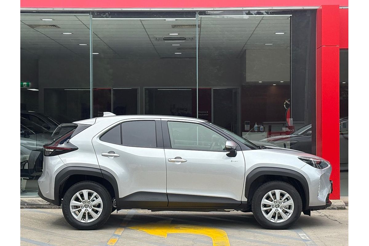 2025 Toyota Yaris Cross GXL MXPJ10R