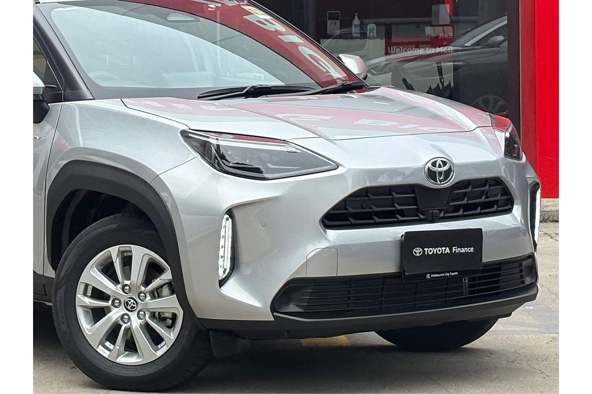 2025 Toyota Yaris Cross GXL MXPJ10R