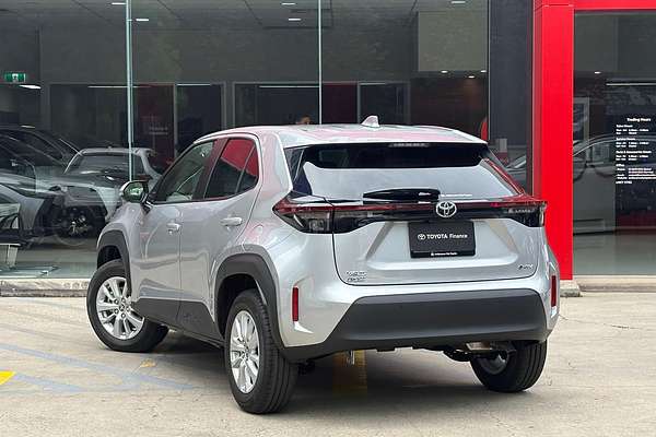 2025 Toyota Yaris Cross GXL MXPJ10R