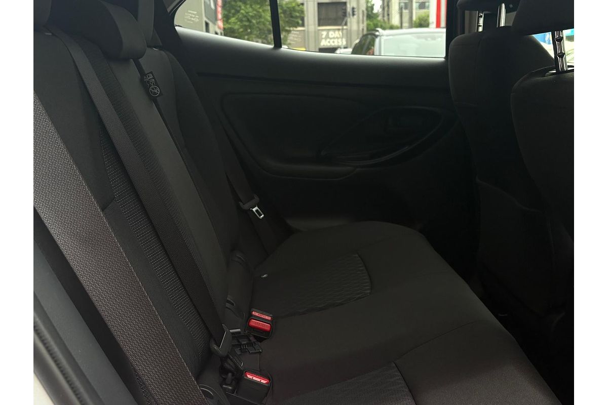 2025 Toyota Yaris Cross GXL MXPJ10R