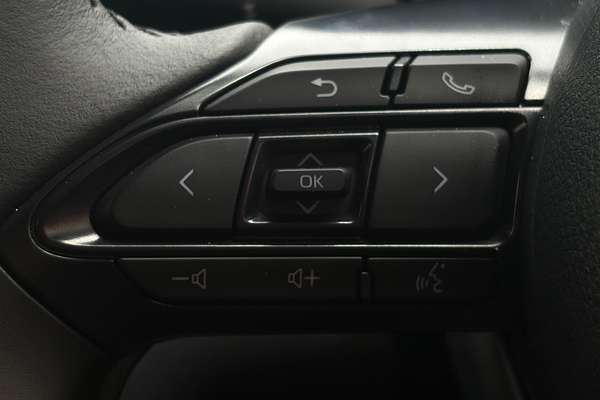 2025 Toyota Yaris Cross GXL MXPJ10R