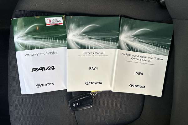 2020 Toyota RAV4 GXL MXAA52R