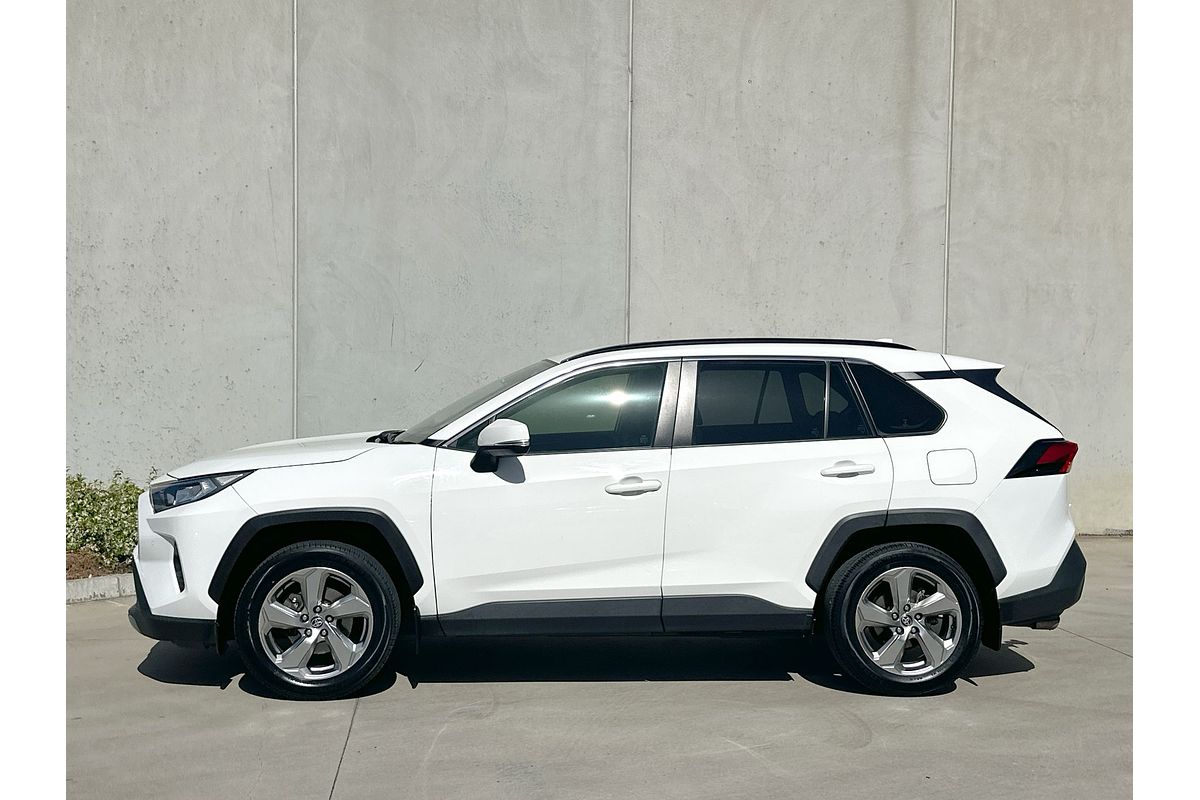 2020 Toyota RAV4 GXL MXAA52R