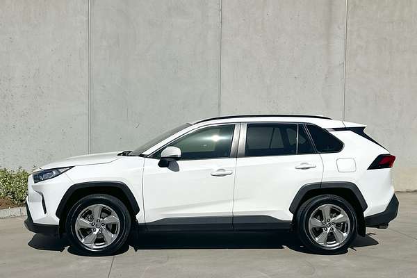 2020 Toyota RAV4 GXL MXAA52R