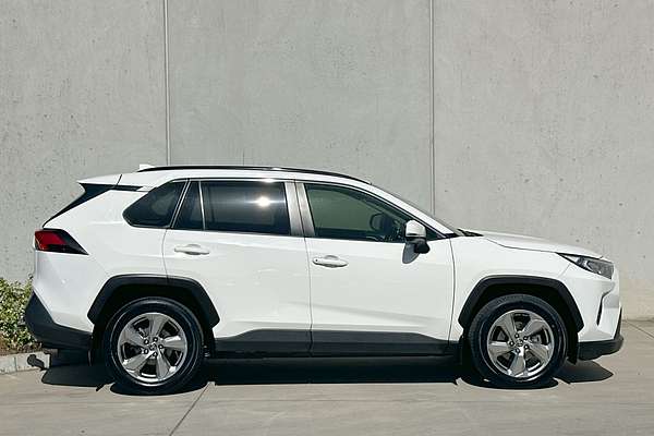 2020 Toyota RAV4 GXL MXAA52R