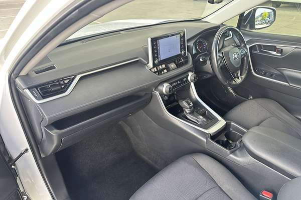 2020 Toyota RAV4 GXL MXAA52R