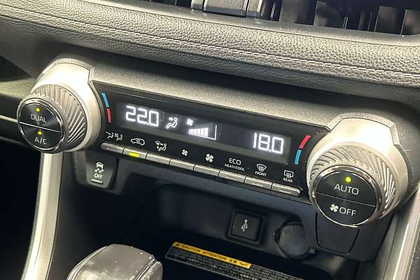 2020 Toyota RAV4 GXL MXAA52R