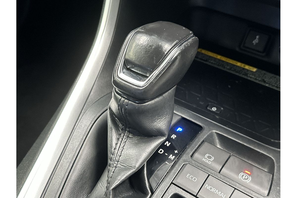 2020 Toyota RAV4 GXL MXAA52R