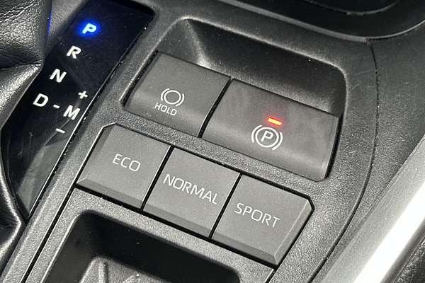 2020 Toyota RAV4 GXL MXAA52R