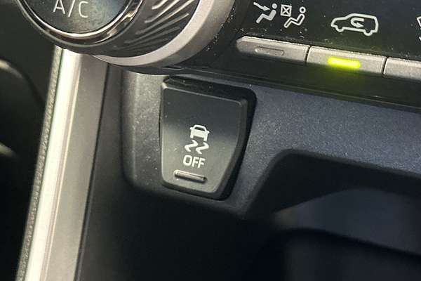 2020 Toyota RAV4 GXL MXAA52R