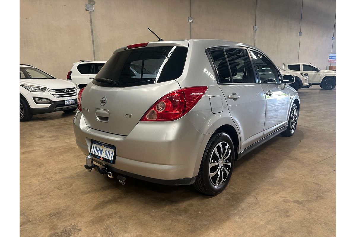 2009 Nissan Tiida ST C11