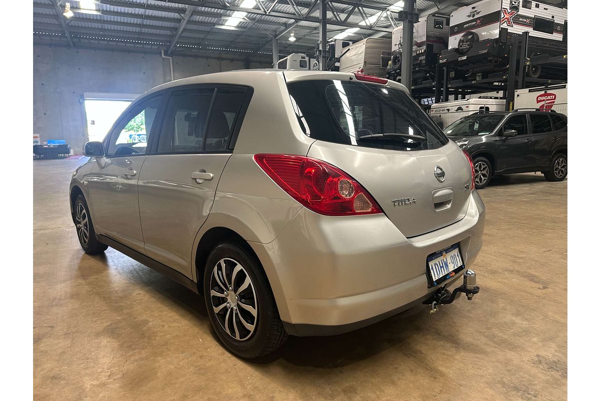 2009 Nissan Tiida ST C11