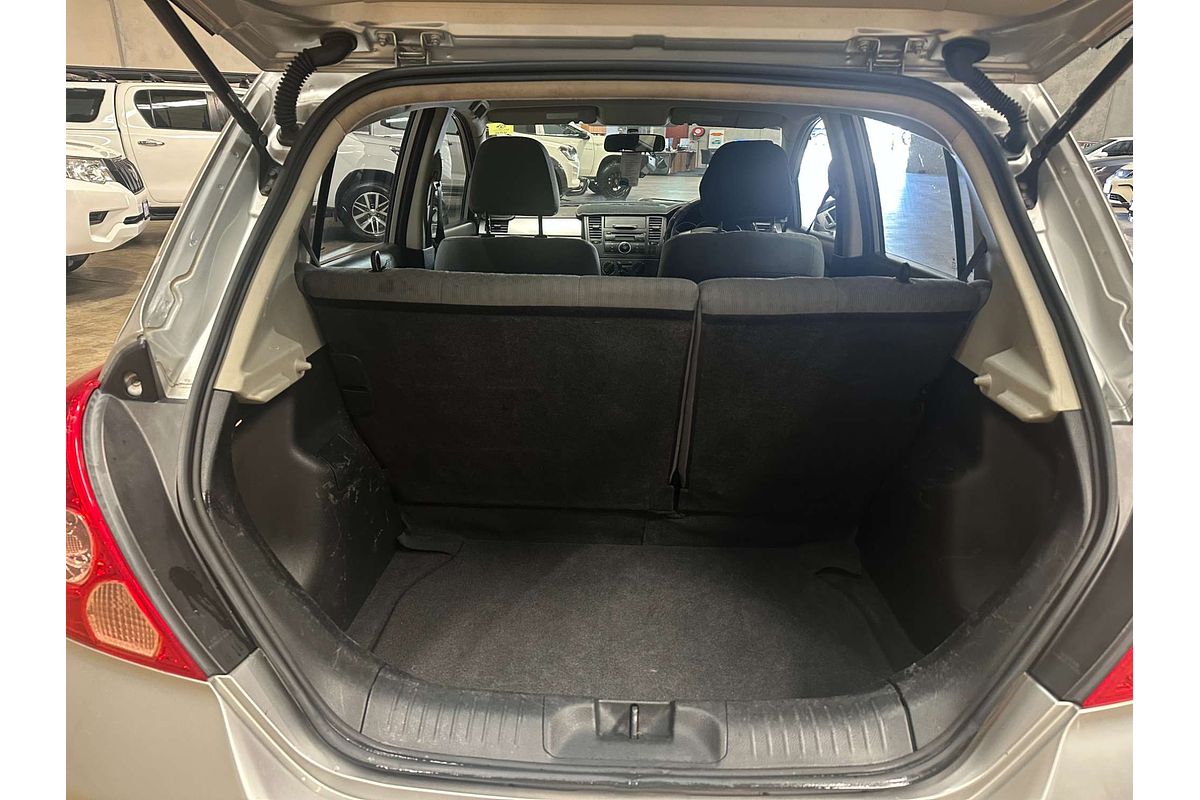 2009 Nissan Tiida ST C11