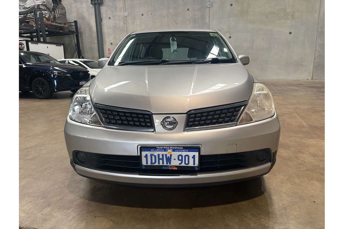 2009 Nissan Tiida ST C11