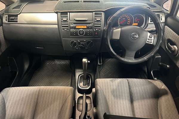 2009 Nissan Tiida ST C11