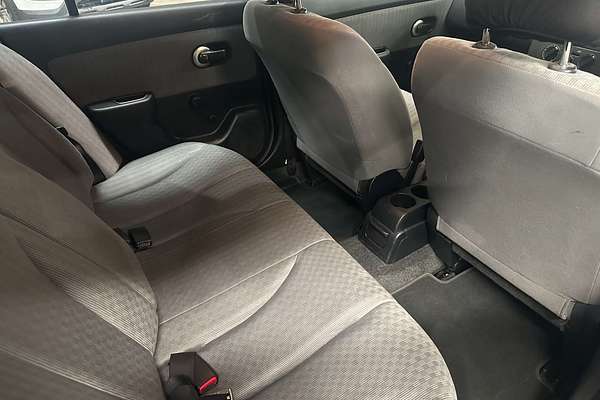 2009 Nissan Tiida ST C11