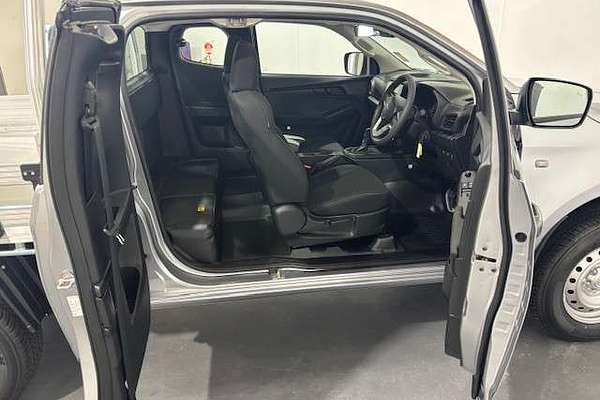 2025 Isuzu D-MAX SX 4X4