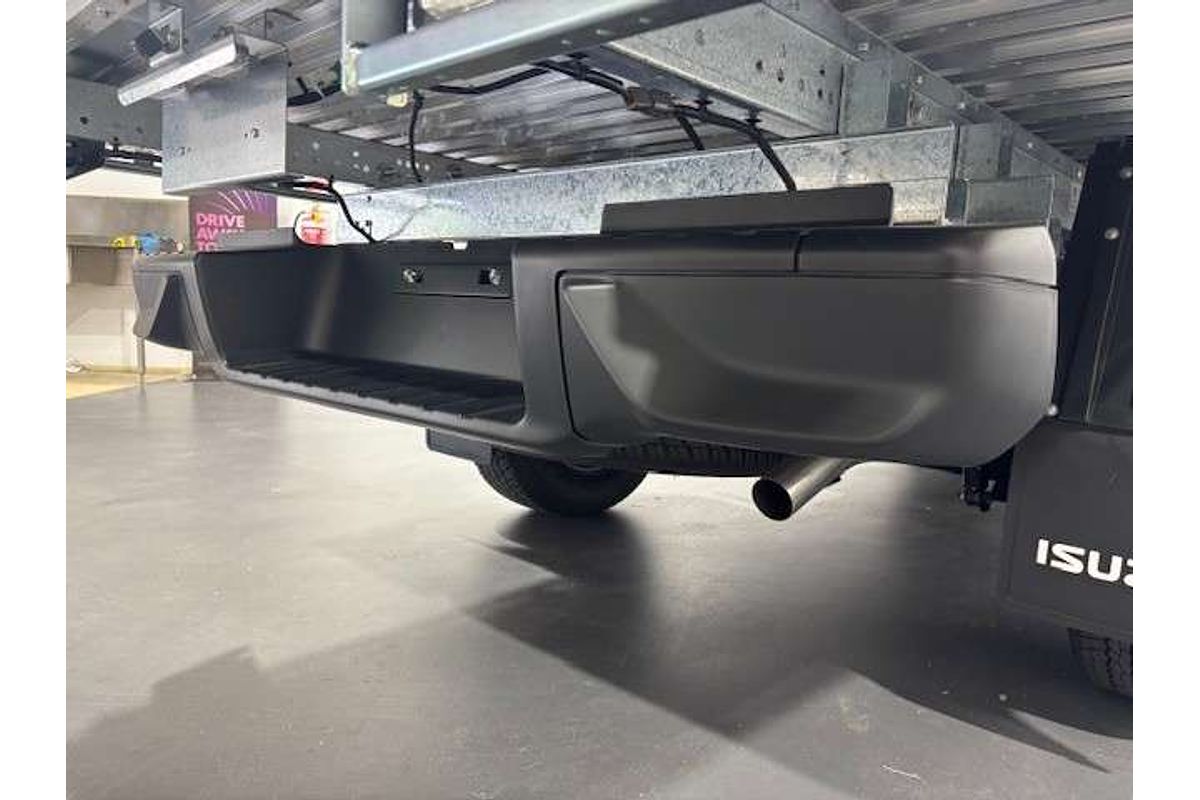 2025 Isuzu D-MAX SX 4X4