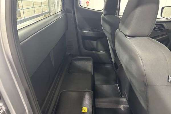 2025 Isuzu D-MAX SX 4X4