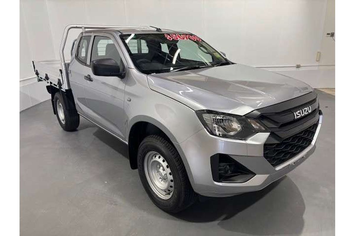 2025 Isuzu D-MAX SX 4X4