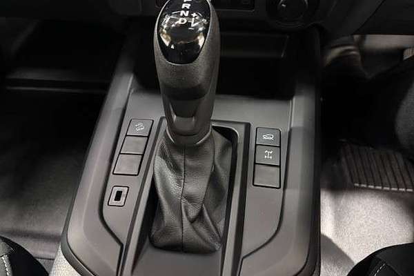 2025 Isuzu D-MAX SX 4X4