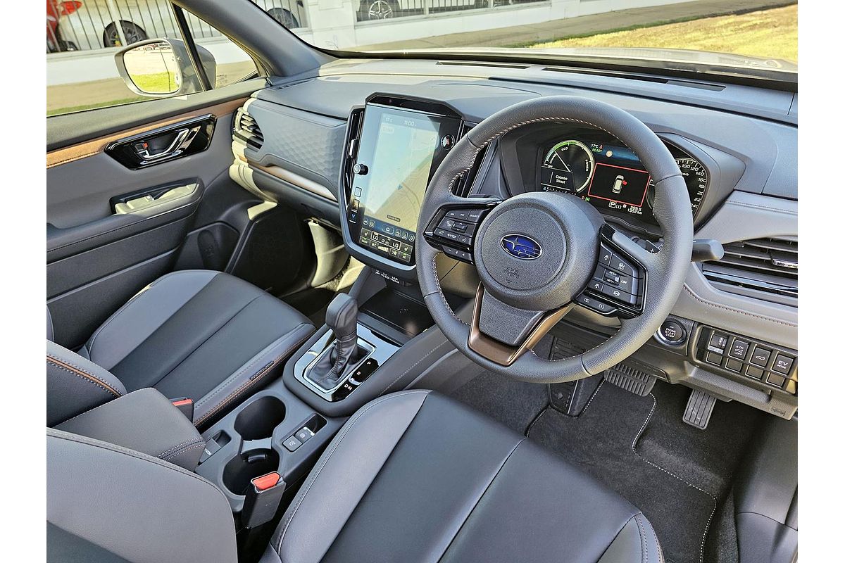 2025 Subaru Forester Hybrid Sport S6