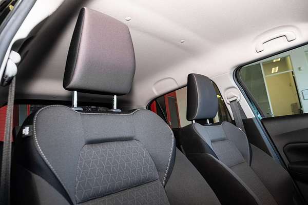 2024 Suzuki Swift Hybrid Plus UZ