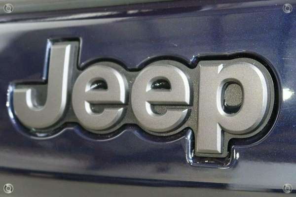 2023 Jeep Compass S-Limited M6