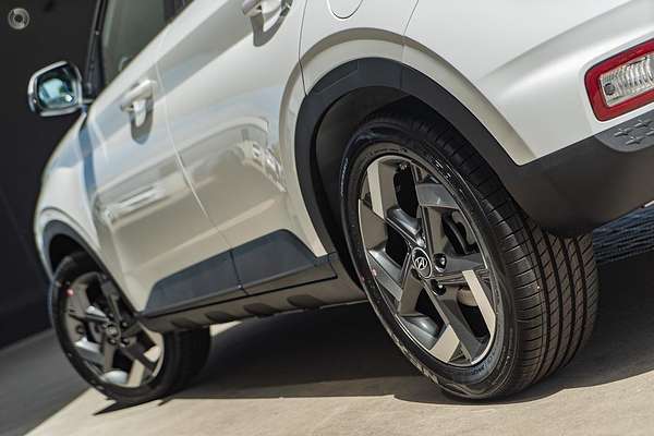 2025 Hyundai Venue Active QX.V5